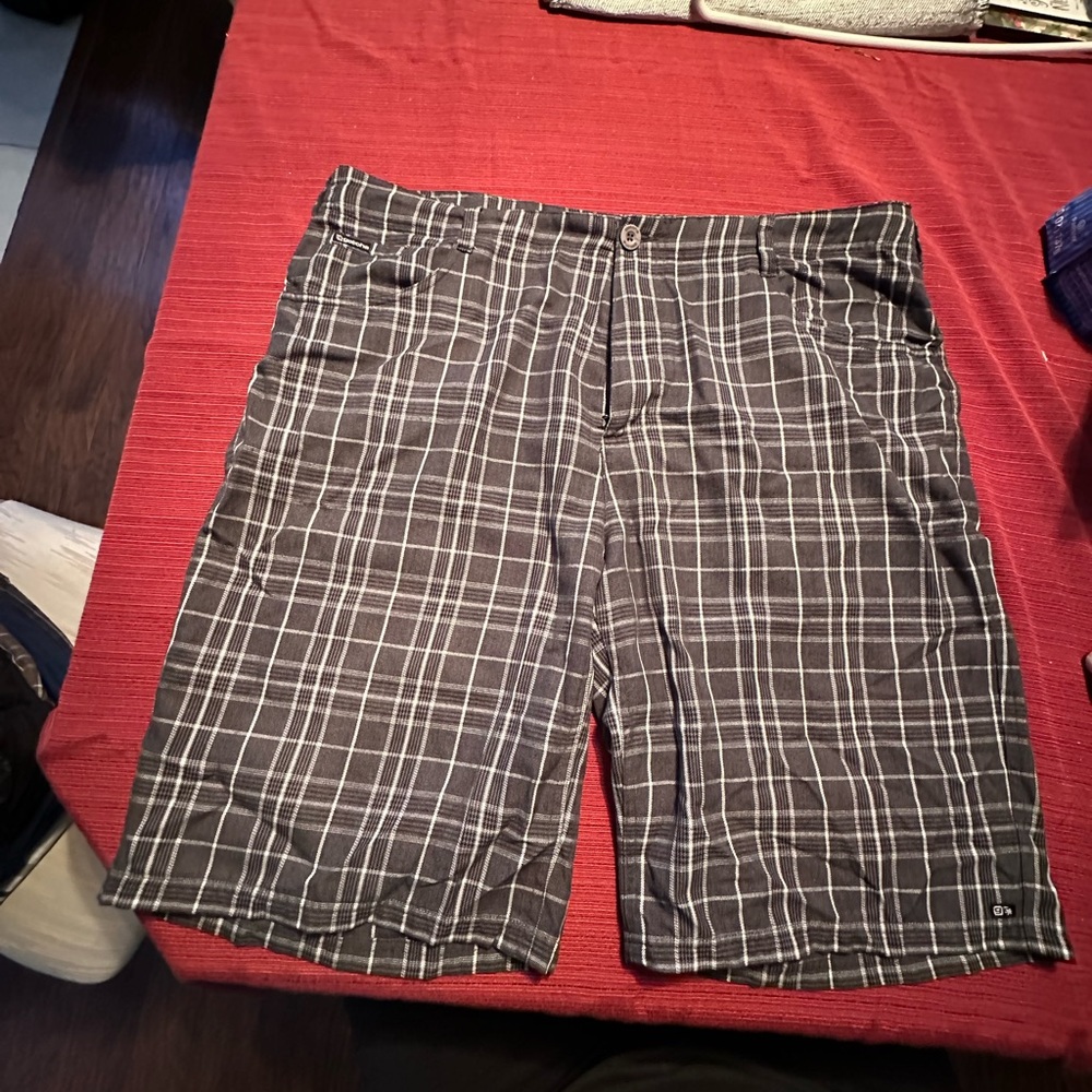 Gotcha grey and white soft material size 38